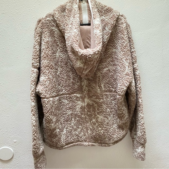 Prana - Picture 2 of 5